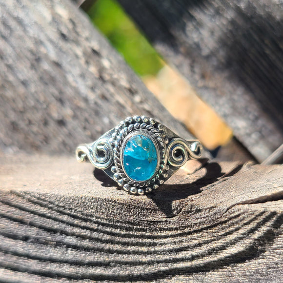 Neon Blue Apatite (Rough) - Madagascar 925 Ring