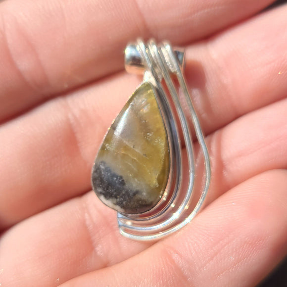 Australian Prehnite 925 Pendant