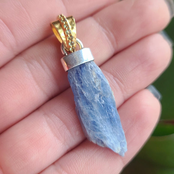 18k Gold Plated - Rough Blue Kyanite & Moldavite 925 Pendant