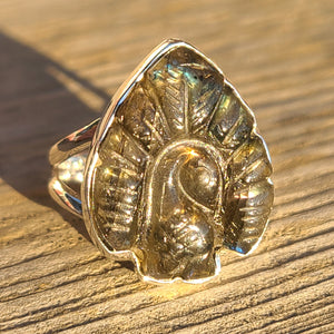 Carved Peacock Labradorite 925 Ring