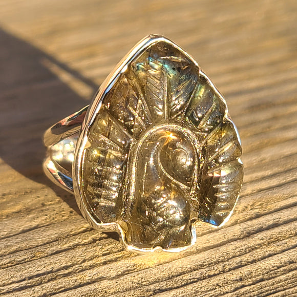 Carved Peacock Labradorite 925 Ring