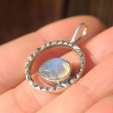 Rainbow Moonstone - India 925 Pendant