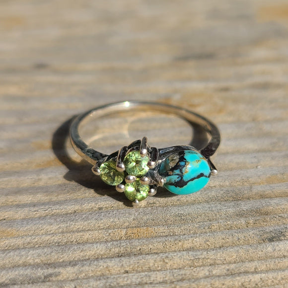 Lucky Charm Tibetan Turquoise & Peridot 925 Ring