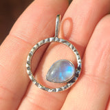 Rainbow Moonstone - India 925 Pendant