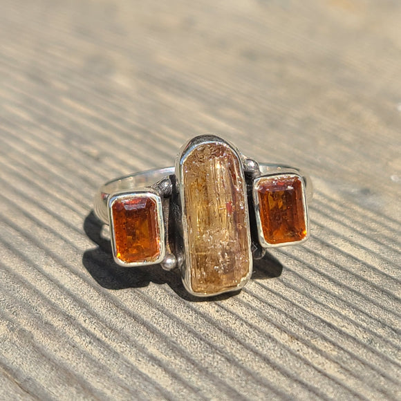 Orange Kyanite (Rough) & Faceted Orange Kyanite 925 Ring