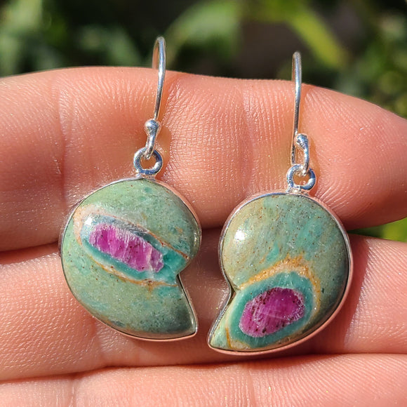 Ruby in Fuschite 925 Earrings