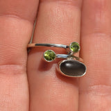 Grey Moonstone & Peridot 925 Ring
